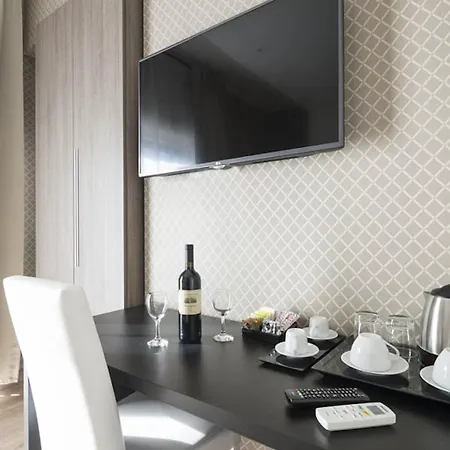 Bed and Breakfast Happy In 3*